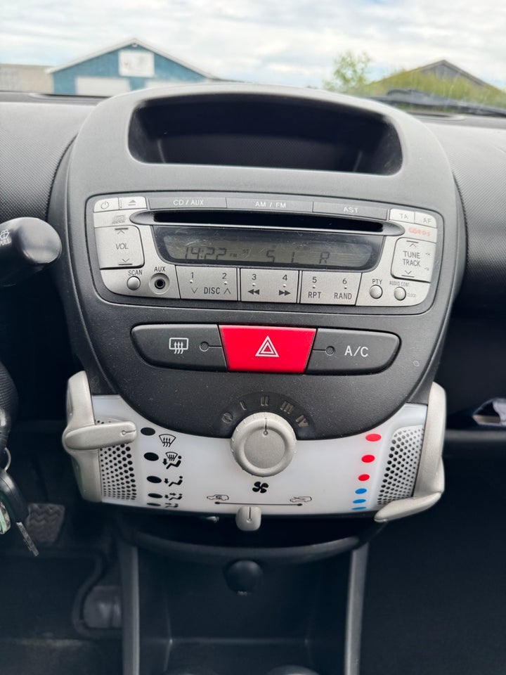 Peugeot 107 1,0 Cool 5d
