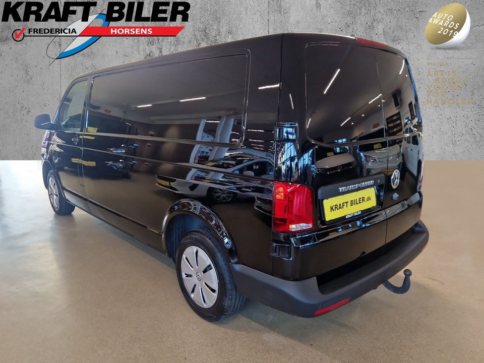 VW Transporter 2,0 TDi 110 Kassevogn lang