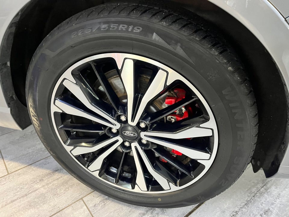 Ford Kuga 2,5 PHEV ST-Line X CVT 5d