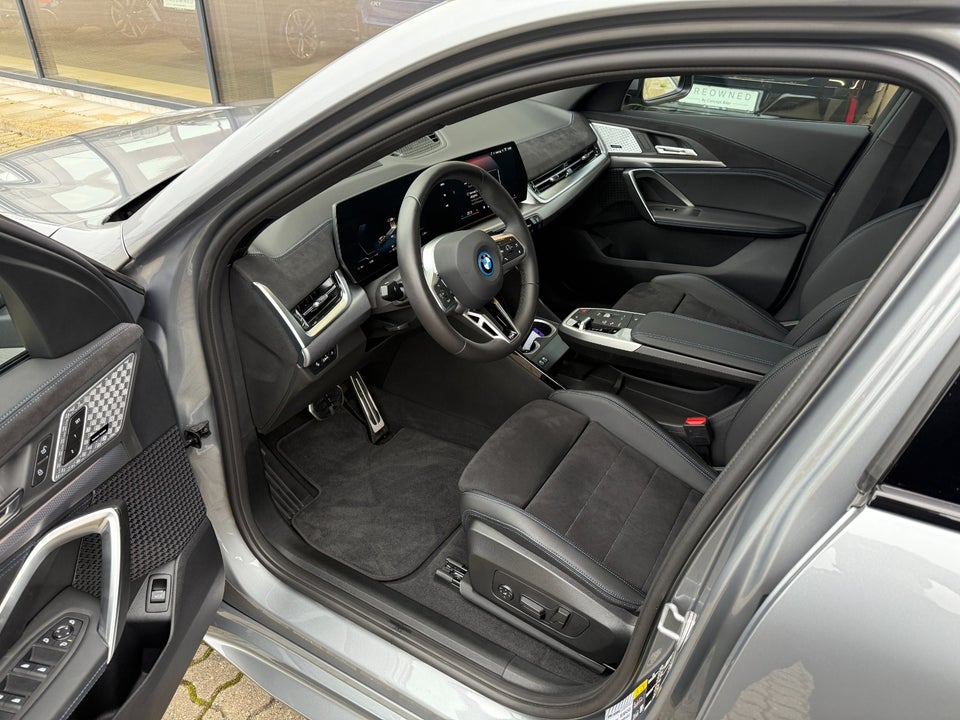 BMW iX2 xDrive30 Fully Charged 5d