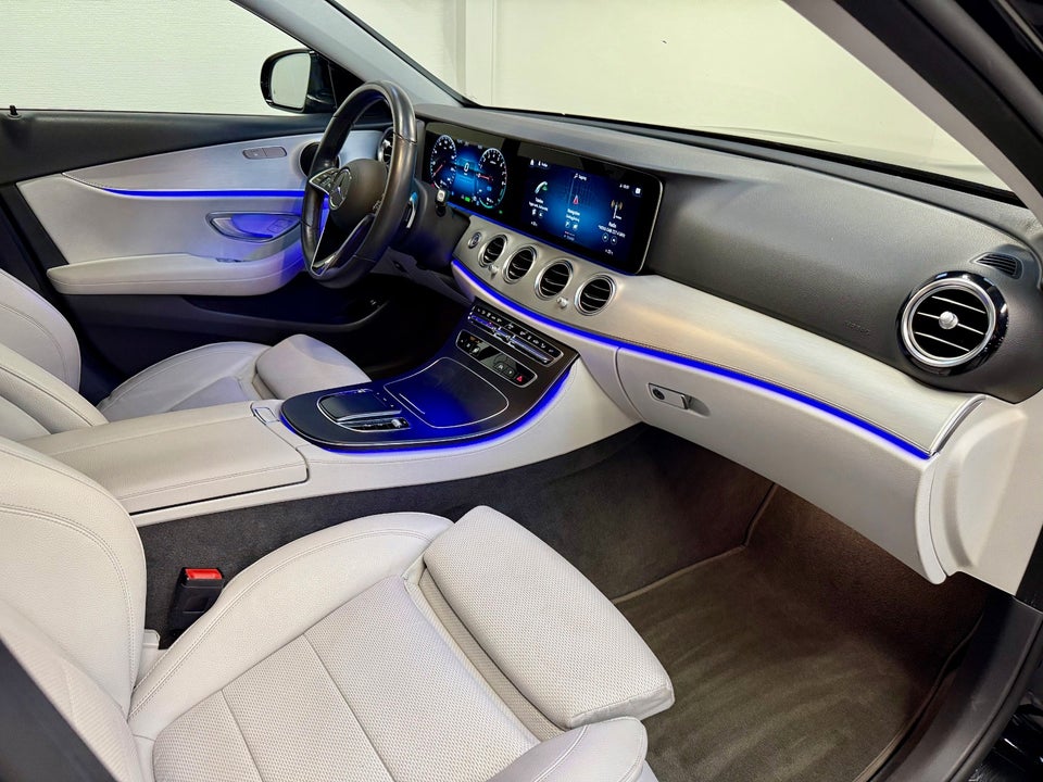 Mercedes E300 e 2,0 AMG Line stc. aut. 5d