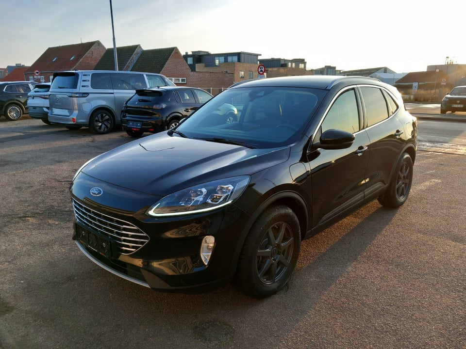 Ford Kuga 2,5 PHEV Titanium X CVT 5d