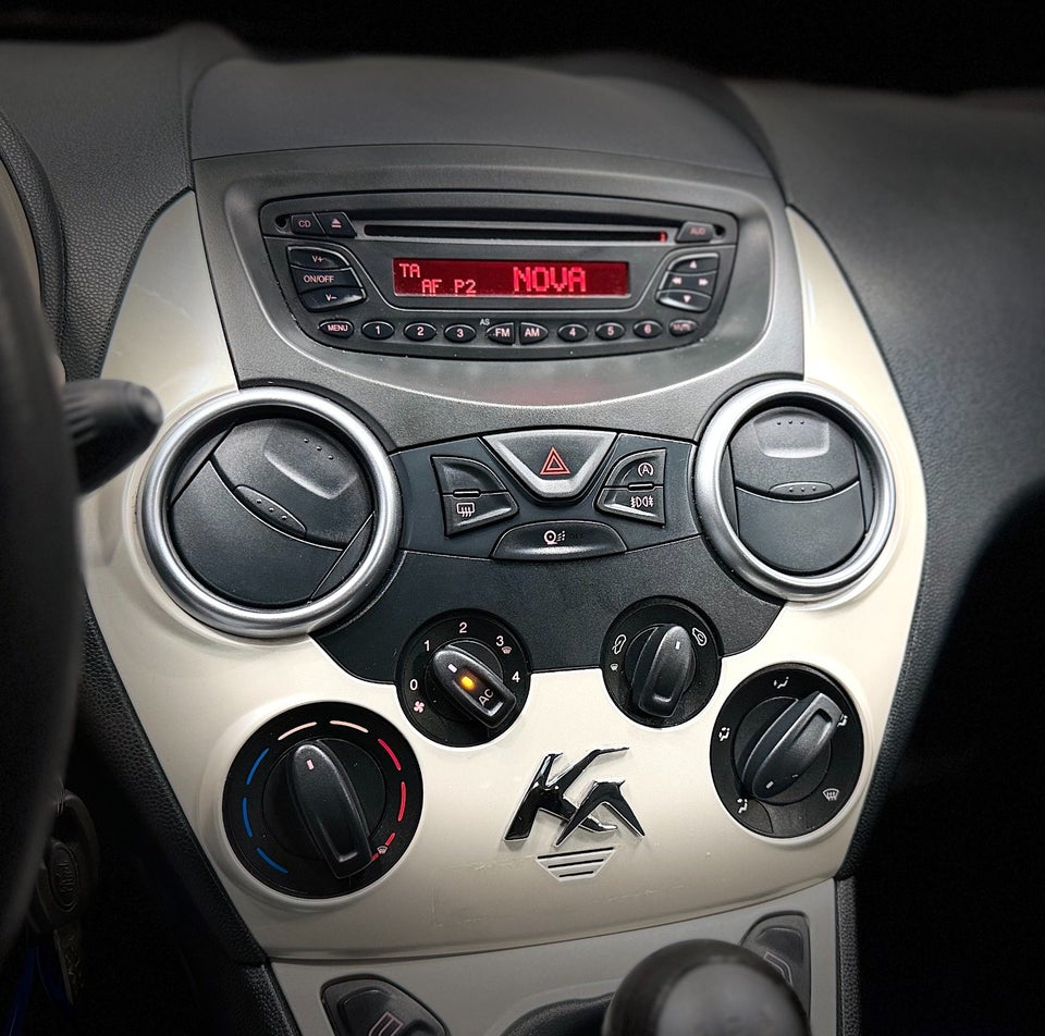 Ford Ka 1,2 Titanium 3d