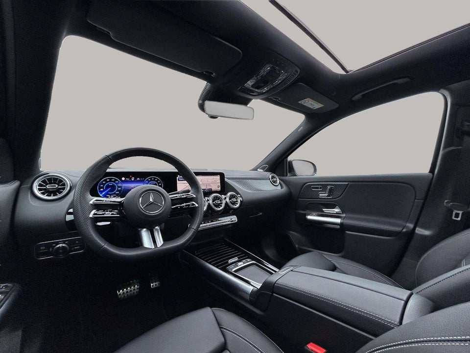 Mercedes EQA250+ AMG Premium 5d