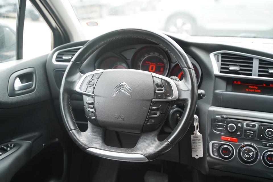 Citroën C4 1,6 e-HDi 112 Exclusive E6G 5d