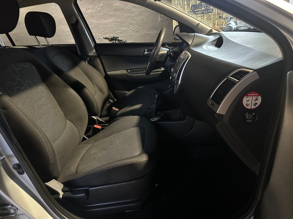 Hyundai i20 1,25 Comfort 5d