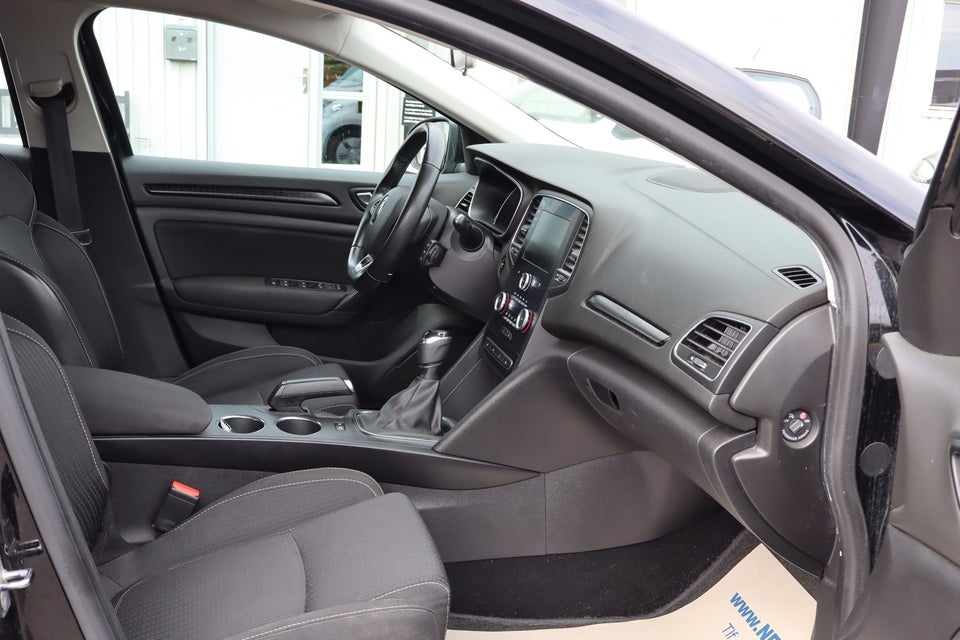 Renault Megane IV 1,2 TCe 100 Zen Sport Tourer 5d