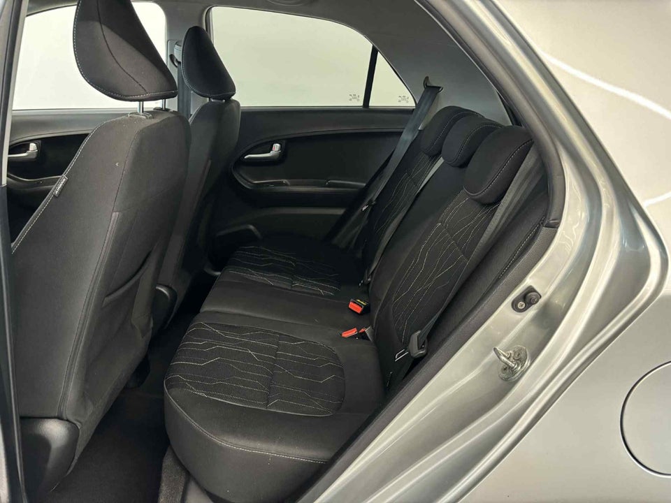 Kia Picanto 1,0 Attraction 5d