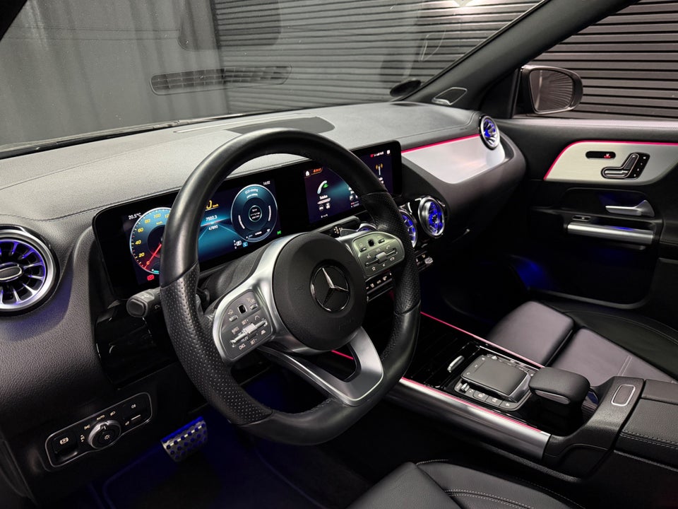 Mercedes EQA350 AMG Line 4Matic 5d