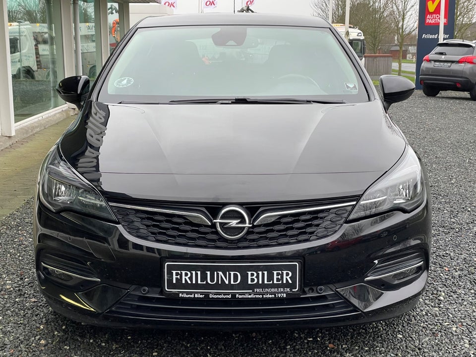 Opel Astra 1,2 T 110 Elegance 5d