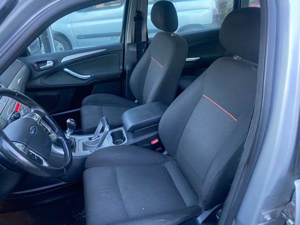 Ford S-MAX 1,8 TDCi 125 Trend 7prs 5d