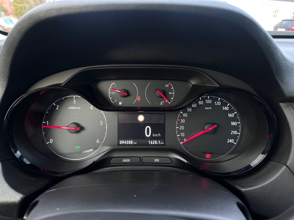 Opel Grandland X 1,5 CDTi 130 Exclusive 5d