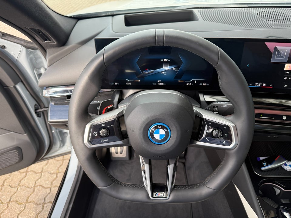 BMW i5 eDrive40 M-Sport Pro 4d