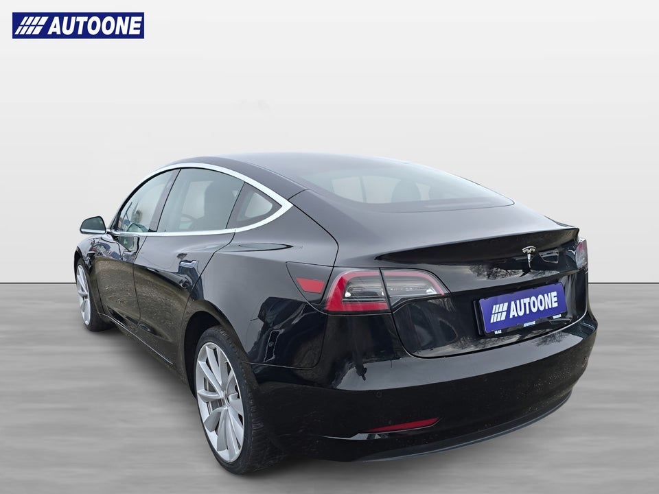 Tesla Model 3 Long Range AWD 4d