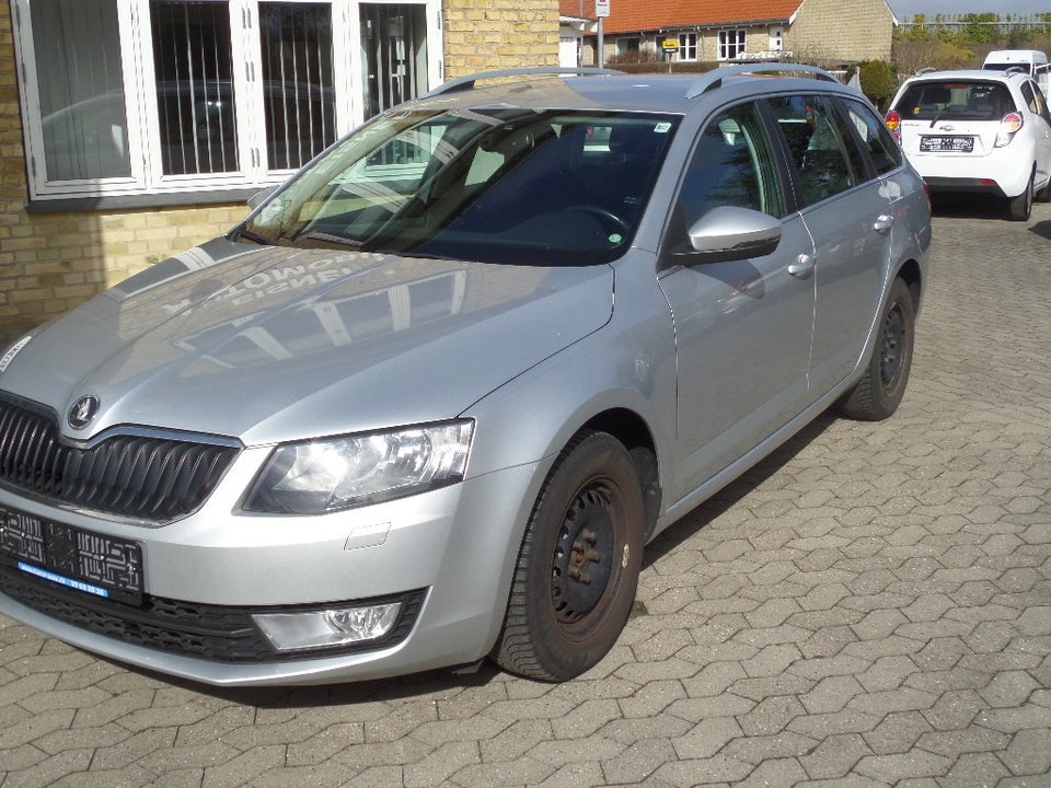 Skoda Octavia 1,2 TSi 105 Ambition Combi 5d