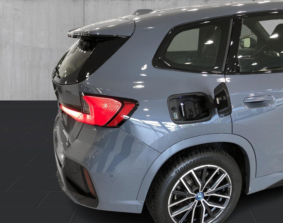 BMW iX1 xDrive30 M-Sport 5d