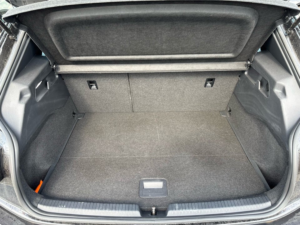 Cupra Born 58 High 5d