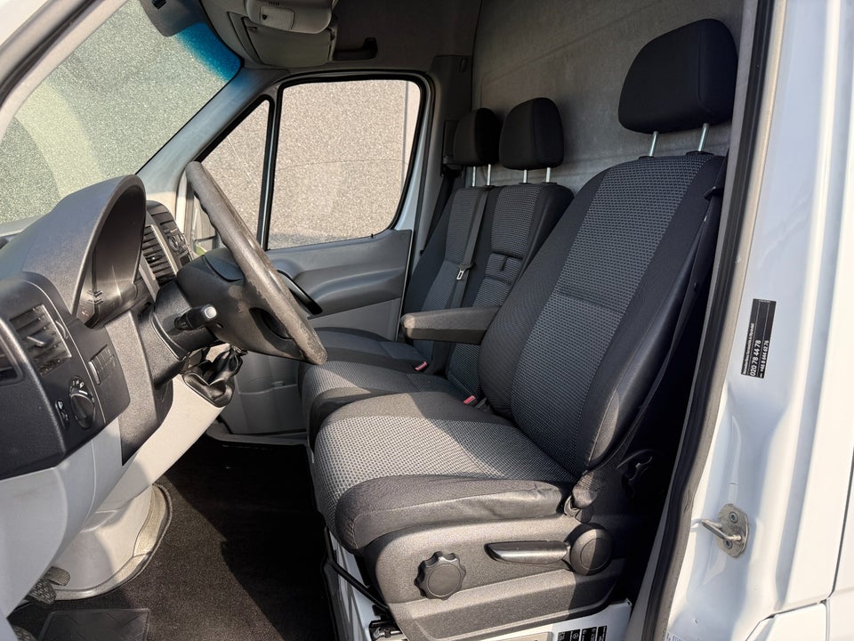 Mercedes Sprinter 316 2,2 CDi R2 Kassevogn 5d