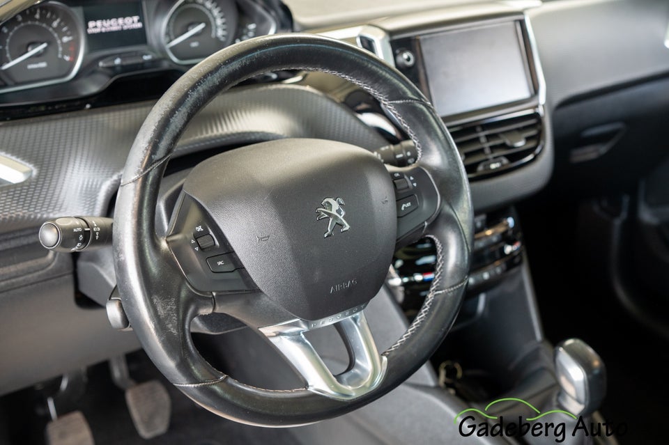 Peugeot 208 1,2 PureTech 82 Exclusive+ 5d