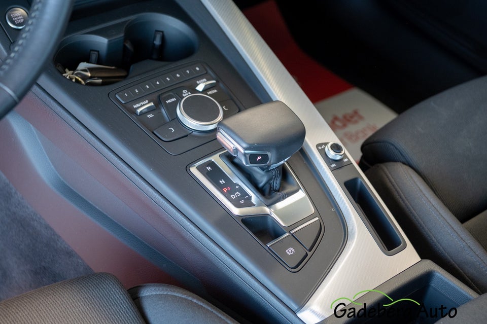Audi A4 40 TFSi Sport Prestige S-tr. 4d