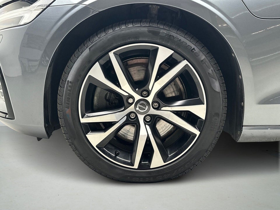 Volvo V60 2,0 T8 390 R-Design aut. AWD 5d