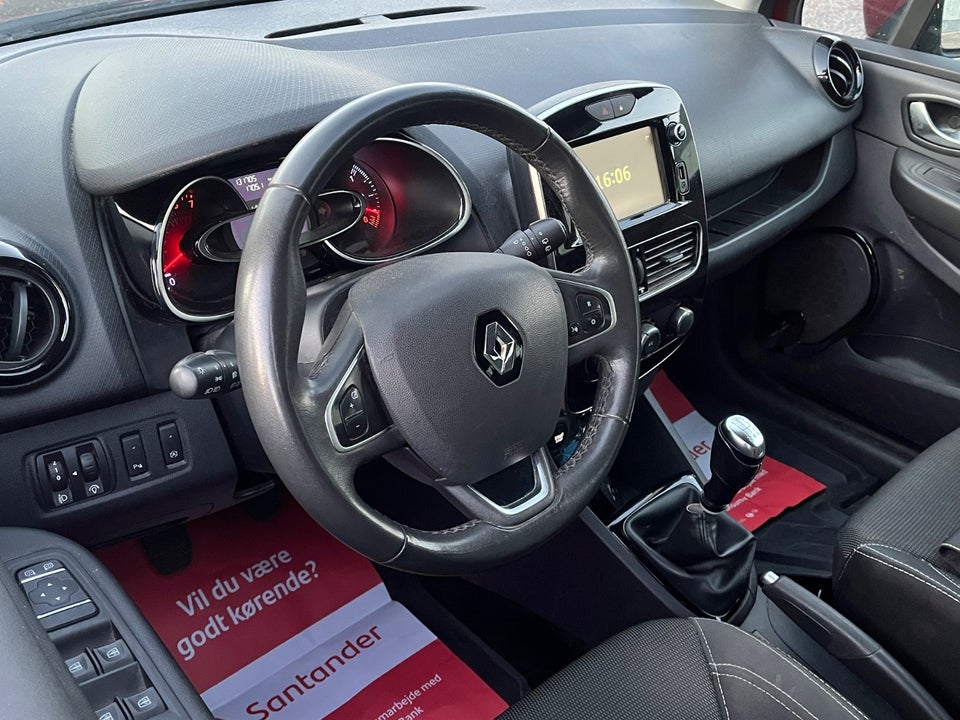 Renault Clio IV 0,9 TCe 90 Expression Sport Tourer 5d