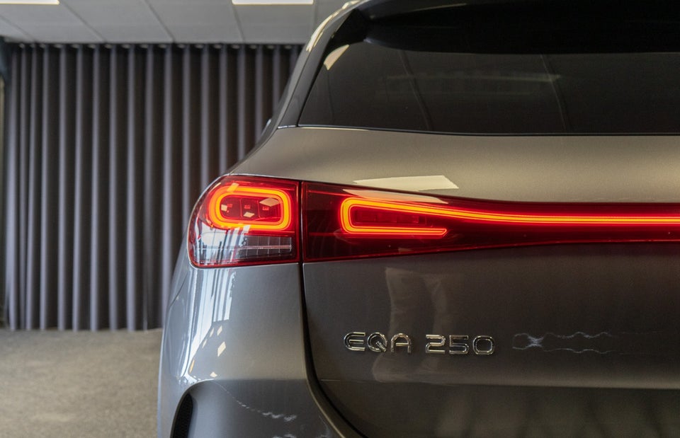 Mercedes EQA250 AMG Line 5d
