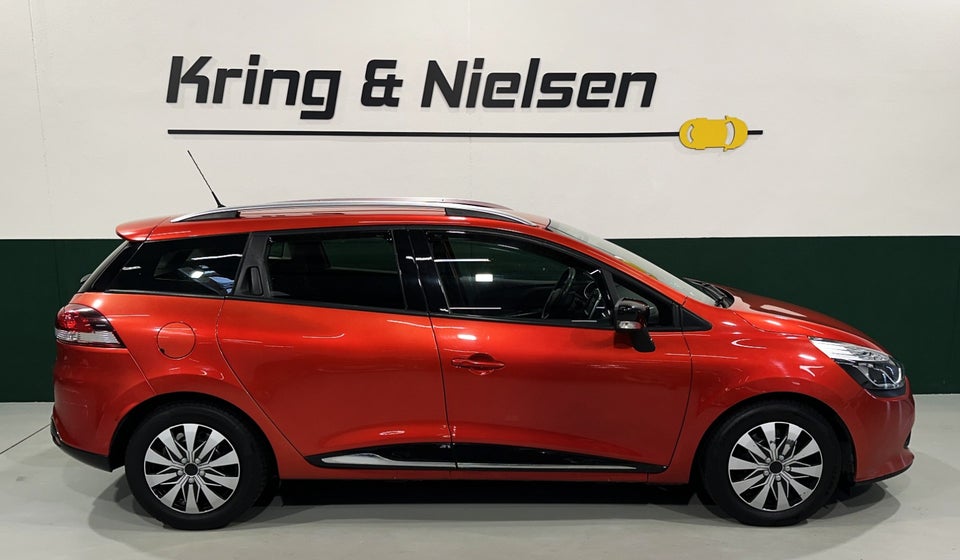 Renault Clio IV 0,9 TCe 90 Expression Sport Tourer 5d
