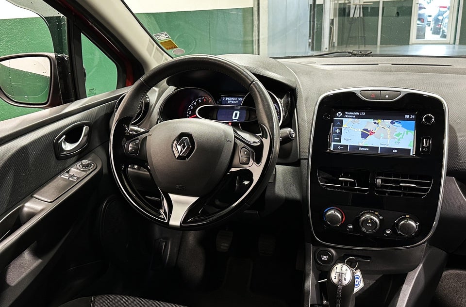Renault Clio IV 0,9 TCe 90 Expression Sport Tourer 5d