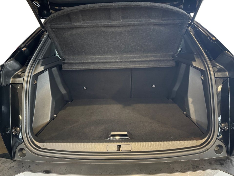 Peugeot e-2008 50 Allure 5d