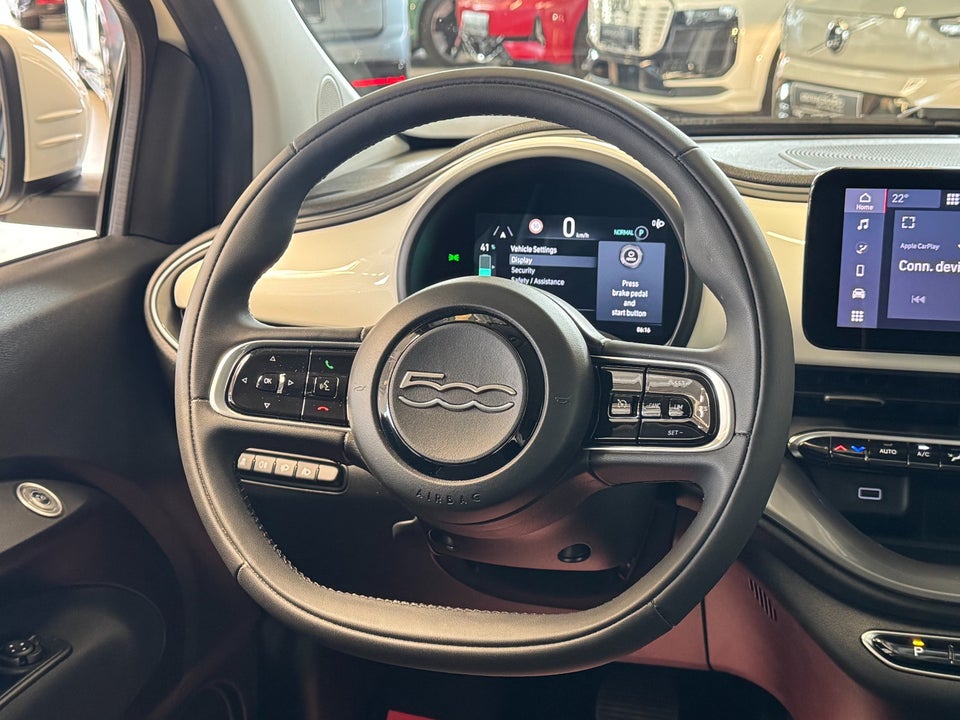 Fiat 500e 42 Icon 3d