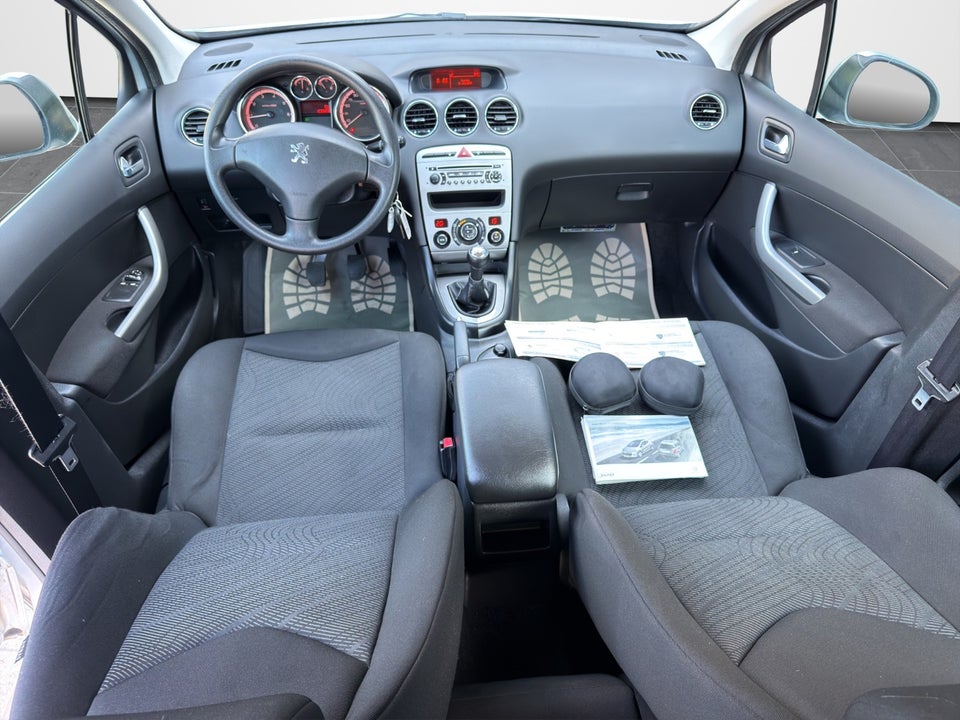 Peugeot 308 1,6 VTi 120 Access stc. 5d