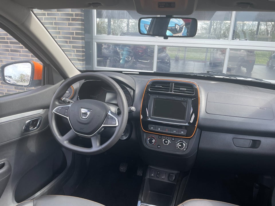 Dacia Spring Comfort+ 5d