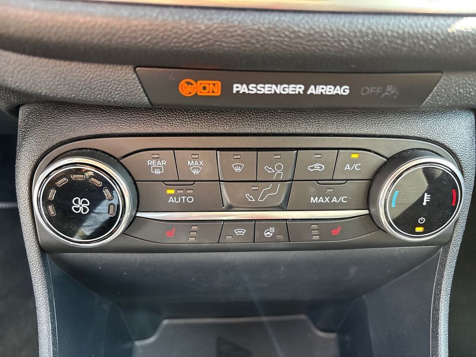 Ford Fiesta 1,0 EcoBoost mHEV Titanium 5d