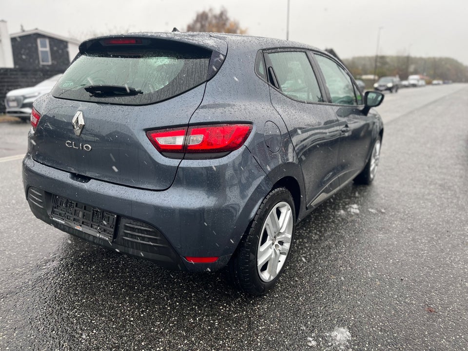 Renault Clio IV 0,9 TCe 90 Business Sport Tourer 5d