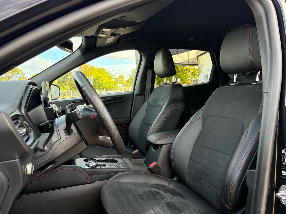 Ford Kuga 2,5 PHEV ST-Line X CVT 5d