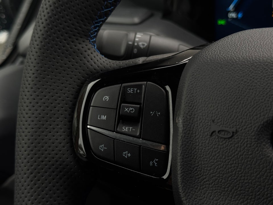 Ford E-Transit Custom Kombi 320S 64 MS-RT