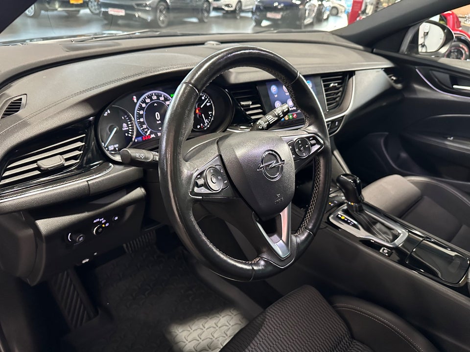 Opel Insignia 1,5 D 122 Ultimate Sports Tourer aut. 5d