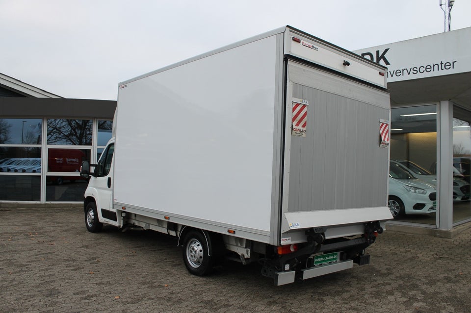 Peugeot Boxer 335 2,2 BlueHDi 165 L3 Alukasse m/lift 2d