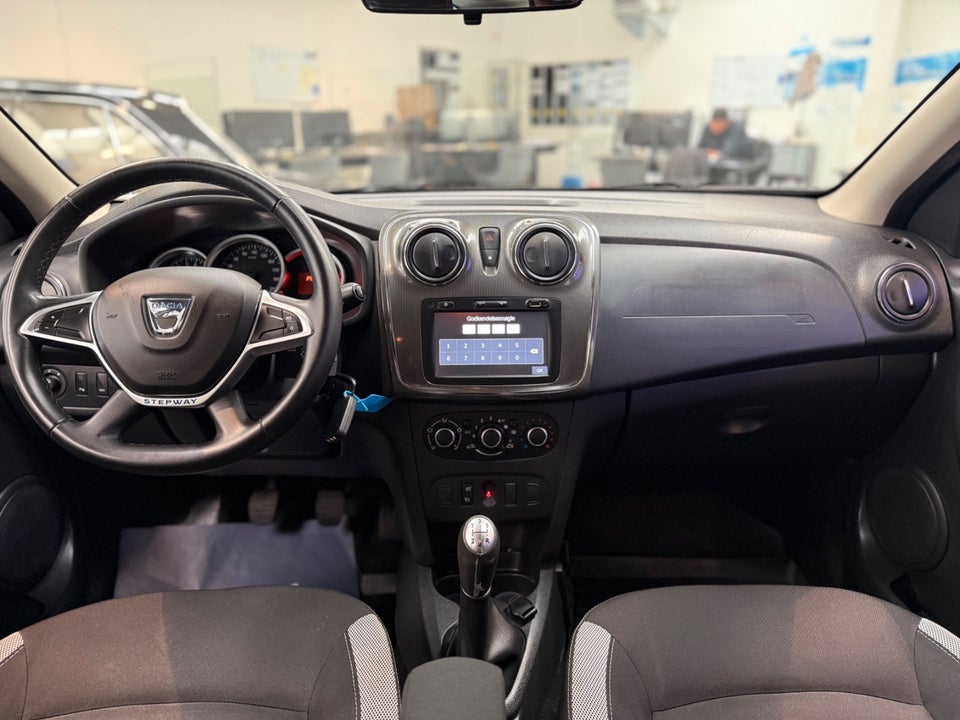 Dacia Logan 0,9 TCe 90 Ambiance MCV 5d