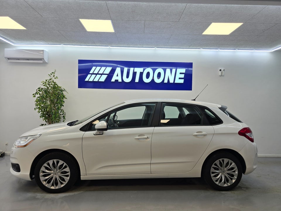 Citroën C4 1,4 VTi Attraction 5d
