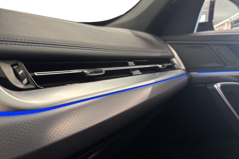 BMW iX1 eDrive20 M-Sport 5d