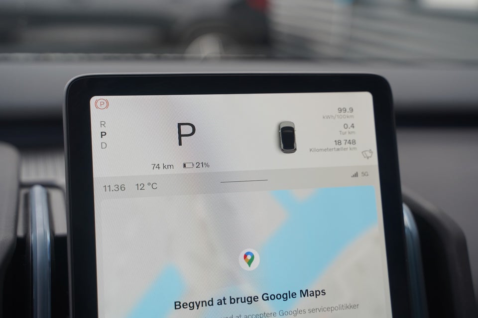 Volvo EX30 Extended Range Plus 5d