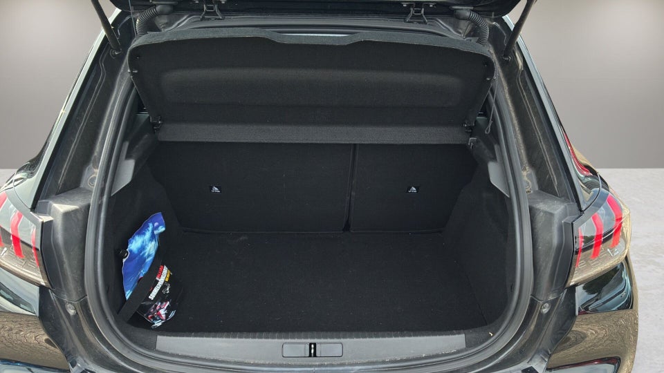 Peugeot 208 1,2 PureTech 100 Supreme+ 5d