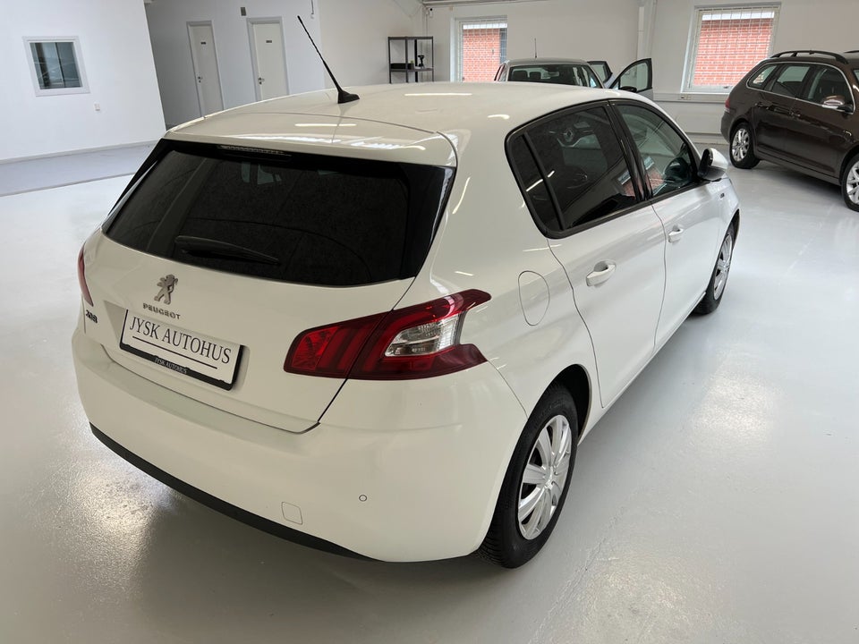 Peugeot 308 1,6 BlueHDi 120 Style 5d
