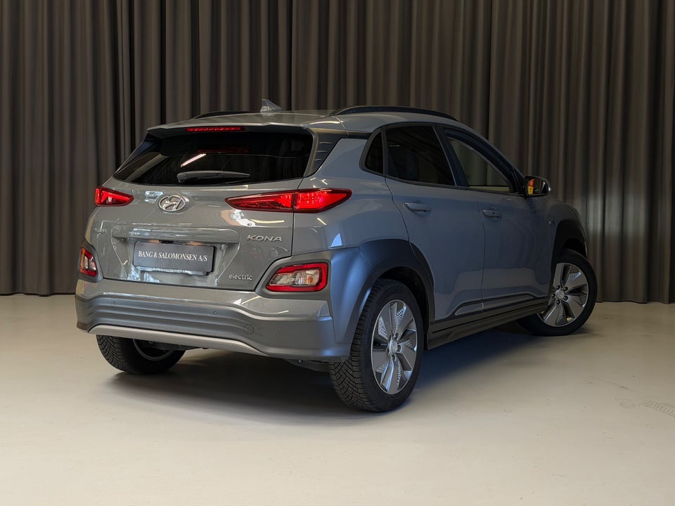Hyundai Kona 64 EV Advanced Premium 5d