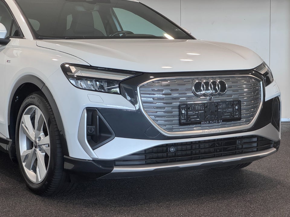 Audi Q4 e-tron 40 S-line 5d