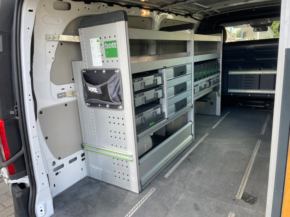 Mercedes Vito 116 2,2 CDi Complete aut. XL