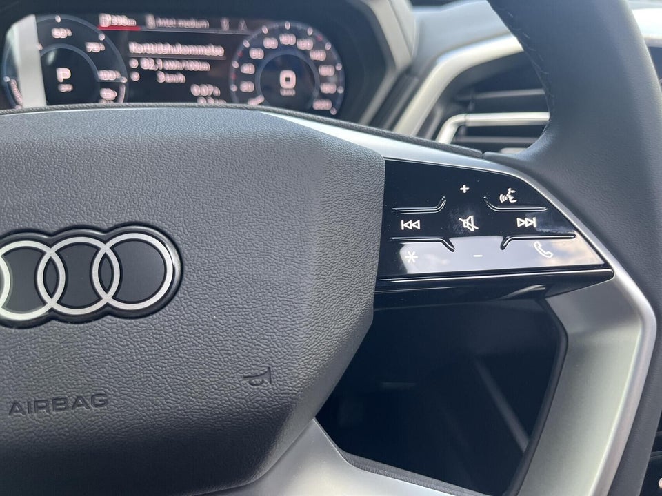 Audi Q4 e-tron 45 Progress quattro 5d