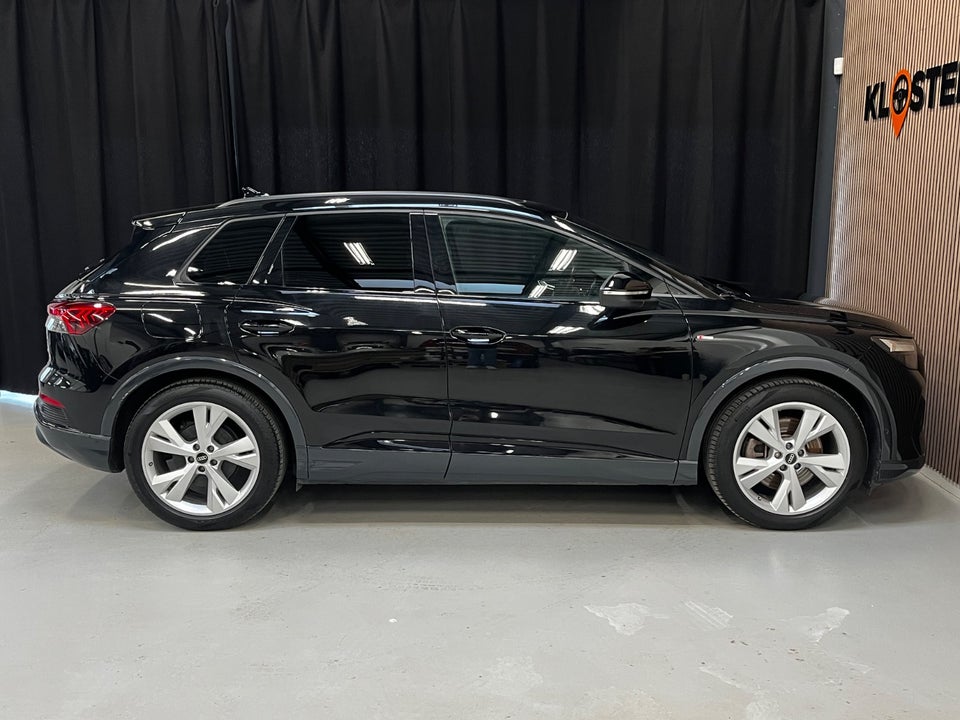 Audi Q4 e-tron 40 S-line 5d